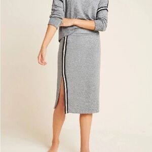 SUNDRY
Aleksa Side-Striped Pencil  size 1